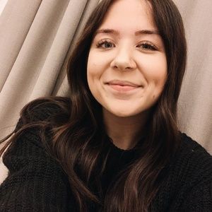 Meet your Posher, Kendra